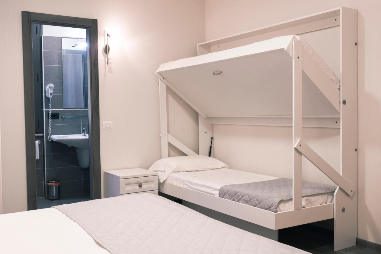 Hotel Marisa 3*